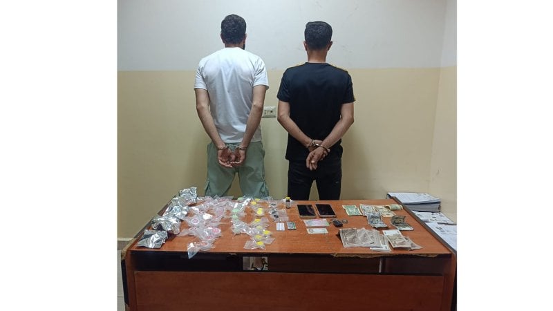 بتهمة ترويج المخدرات... توقيف سوريين  في إنطلياس