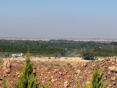 على الحدود مع لبنان... بالفيديو: تحركات مُسلحة لـ