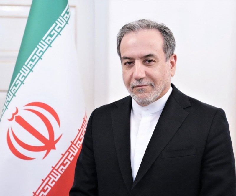 طهران ترد بحزم على تصريحات مدير "الطاقة الذرية"









