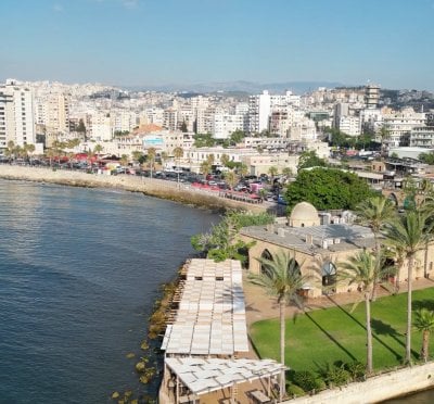 الموسم السياحي تأخّر لكنه لم ينتهِ بعد... والأنظار تتّجه إلى 15 تموز!