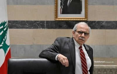 نواف سلام ينسحب من المواجهة