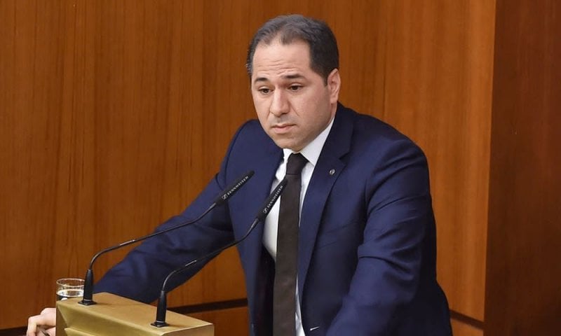 القانون المعجّل المكرّر يقسّم المجلس... والجميل يطالب بجلسة خاصة بالسلاح!