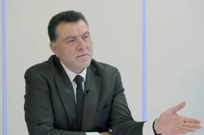 جنوب مدمّر وشمال مشتعل ورايات الثأر مرفوعة في سوريا.. حسن يعقوب: دخلنا زمن السيناريوهات السوداء
