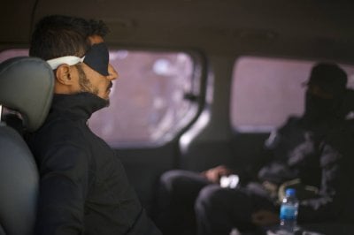في البوكمال وريفها... الداخلية السورية: اعتقال عناصر مرتبطة بالحرس الثوري الإيراني (صور)