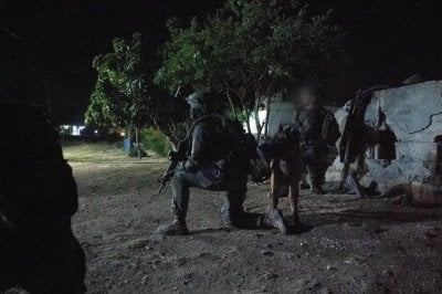  وسط توتر متصاعد... مروحيات إسرائيلية تنفذ إنزالاً جويًا جنوبي دمشق
