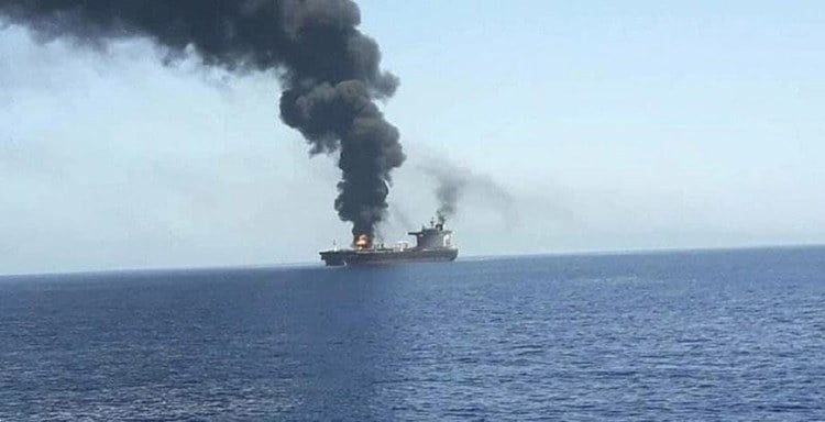 بعد استهدافها الاثنين... الحوثيون يتبنون استهداف "إترنيتي سي"