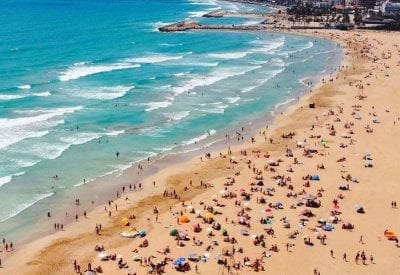 موجة حر تضرب الداخل ورطوبة ترهق الساحل... مفاجآت تموز مستمرة!
