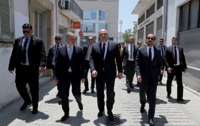 زيارة قبرص انتهت... عون يحطّ في بيروت بطوافة الجيش