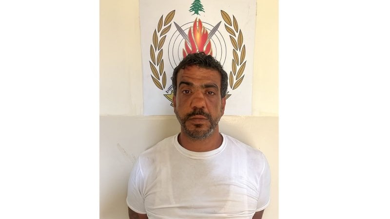منتحلاً صفة امنية... "محتال" يستدرج الفتيات عشوائيًّا ويبتزّهن!