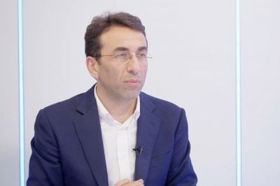 لبنان في ظلام الأزمة وقوة الحزب غير مجدية..مطرقة القاضي زياد شبيب تفضح التنازل عن شبعا: خيانة وطنية!