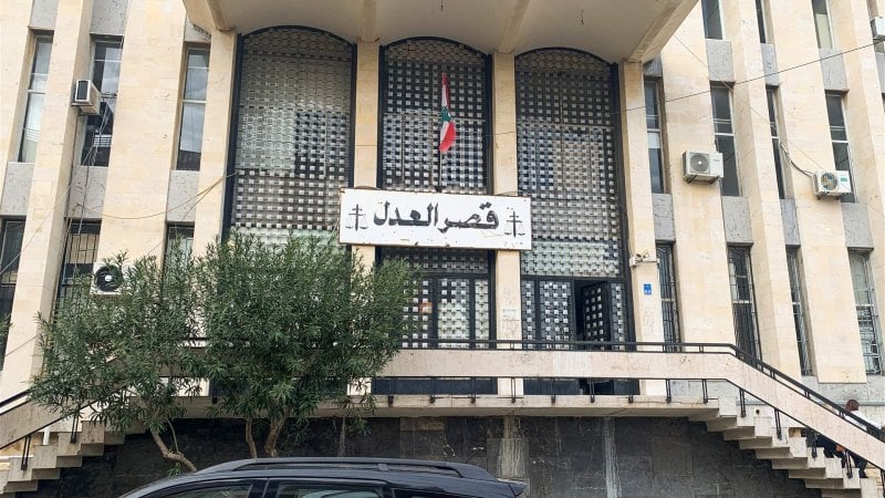 "كفى استخفافًا بنا"... المساعدون القضائيون يلوّحون بالتصعيد المفتوح
