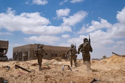 مقتل ضابط إسرائيلي... وحصيلة القتلى العسكريين في غزة ترتفع
