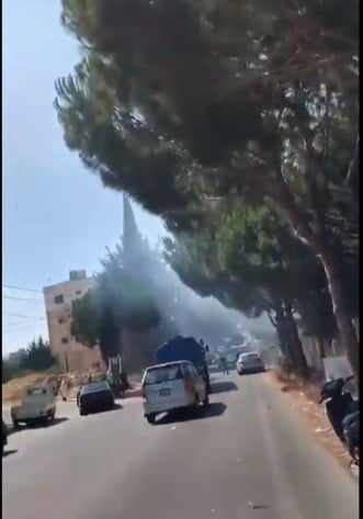 غارة إسرائيلية تستهدف سيارة جنوبًا... واستشهاد سائقها(فيديو)