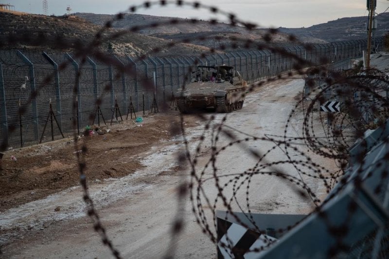 التوتر في السويداء مستمر... ودبابات الجيش في مرمى إسرائيل