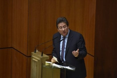 ملفات صعبة... كنعان يوجّه أسئلة هامة للحكومة!