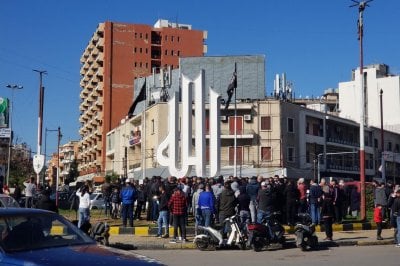 غضب سني في لبنان يهدد بـ