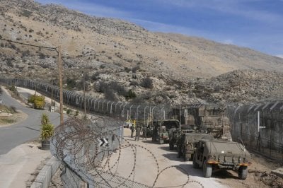 أطراف الجولان فتحت أمام مقاتلي لبنان... وهاب يطلق جيشه ورد سوري 