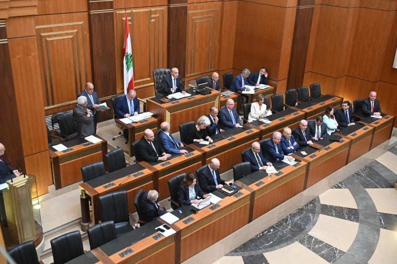بعد طرح باسيل ... المجلس يجدد ثقته بحكومة سلام