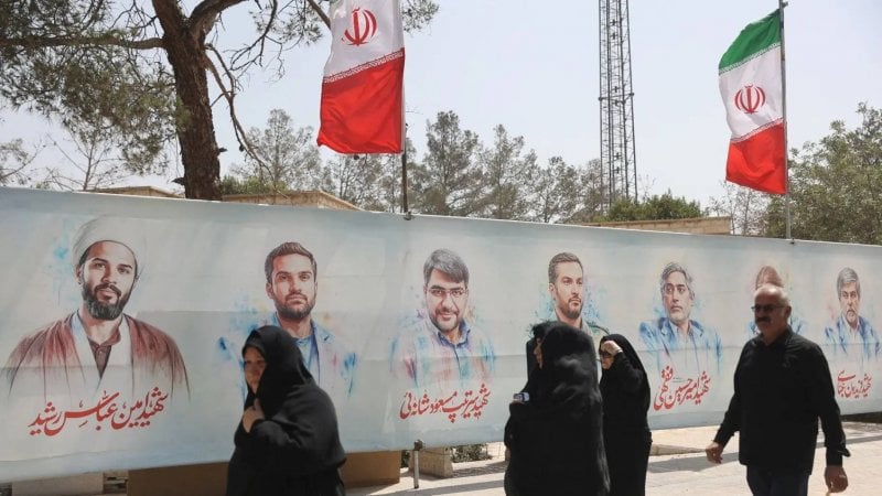 باريس: الأوروبيون يهددون بتفعيل "سناب باك" إذا لم تتجاوب طهران نوويًا