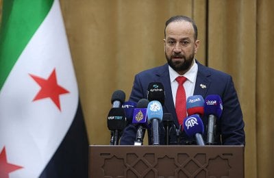 وزير الإعلام السوري: 4 دول تنشر خطاباً طائفياً لتمزيق سوريا!