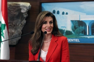 أورتاغوس قالت الحقيقة... وباراك يروّج للوهم