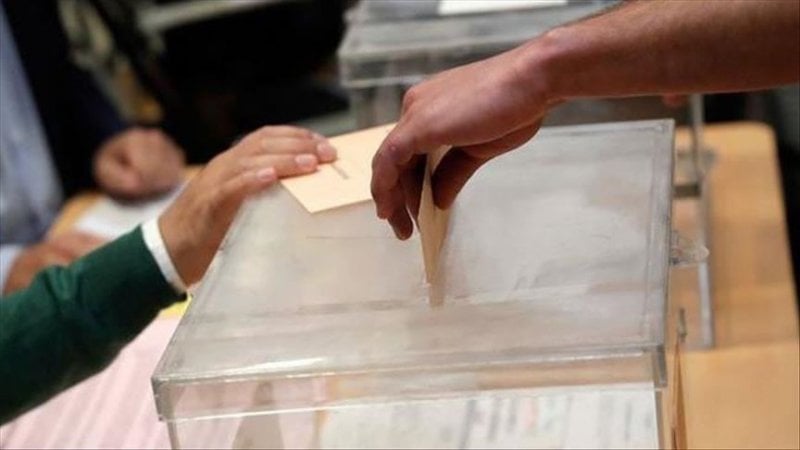 لبنان بجناحيه المقيم والمغترب... ولا تمييز في صناديق الاقتراع
