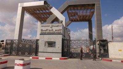 مصر: معبر رفح لم يُغلق... إسرائيل تتحكم بالجانب الفلسطيني!