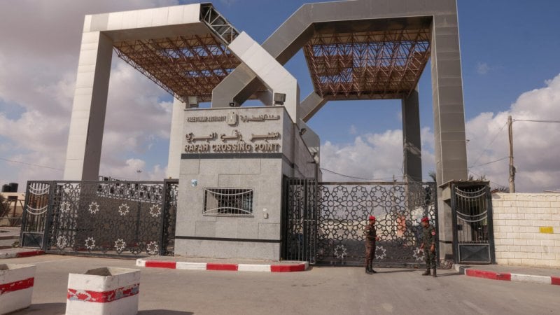 مصر: معبر رفح لم يُغلق... إسرائيل تتحكم بالجانب الفلسطيني!