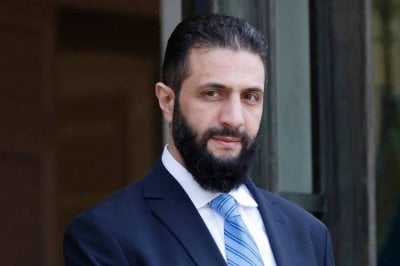 حالات تمرد واجهت الشرع... ومشهد قريب في واشنطن يجمع نتنياهو معه!
