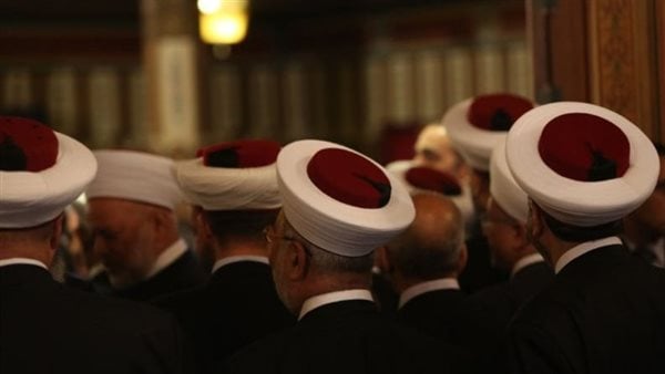 منتحل صفة رجل دين أمام المجلس التأديبي