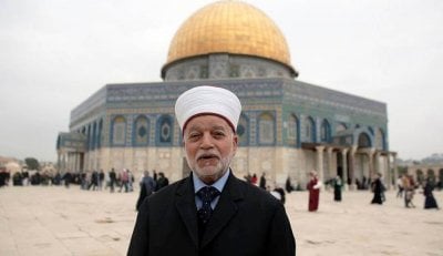 عقب استنكاره الوضع في غزة... اعتقال مفتي القدس من الأقصى
