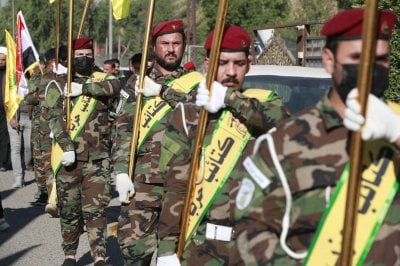 مسؤول أمني بكتائب حزب الله يُلوّح بالتصعيد: صبرنا على وجود الأميركيين ينفد!