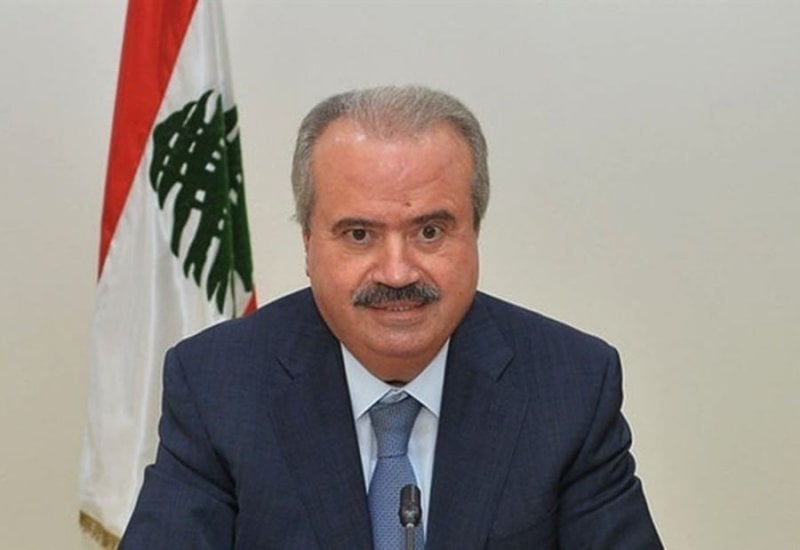 جابر يوقّع مرسوم منحة تموز للعسكريين وذوي الشهداء
