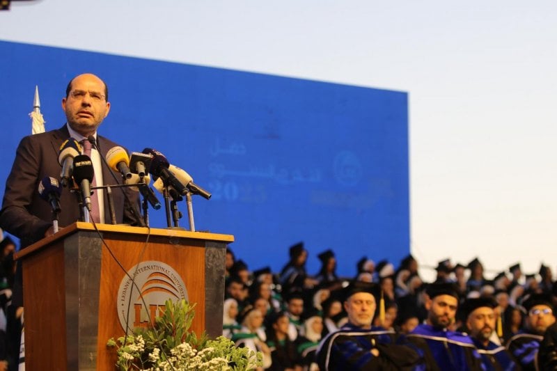 "رئاسة الحكومة ليست مكسر عصا".. مراد: الوحدة سبيل الخلاص
