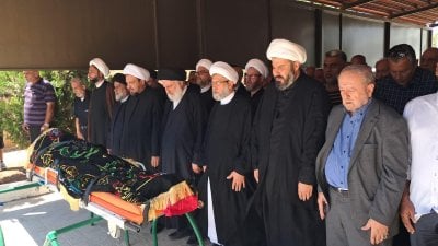 في مأتم مهيب... شحور تودع والد النائب عز الدين