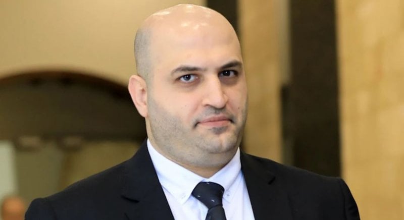 ناصر الدين يواكب مشاريع المستشفيات الحكومية 