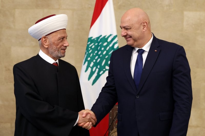 المفتي "خائف"