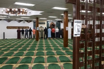 مساجد تحت التهديد... تصاعد أعمال التخريب في تكساس وكاليفورنيا!