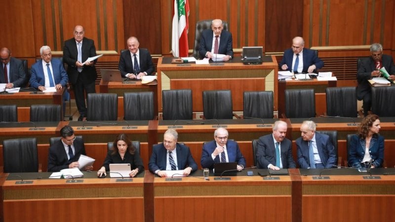 ساندويشات للنواب… ماذا يحصل في اجتماع لجنة المال؟