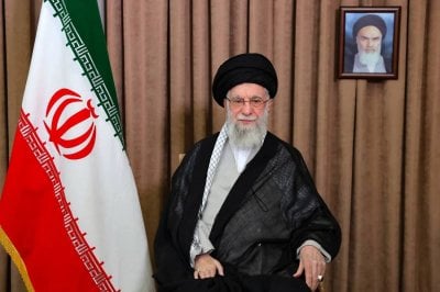 أكبر رزمة عقوبات على طهران منذ 2018... ونجل مستشار خامنئي في الواجهة!