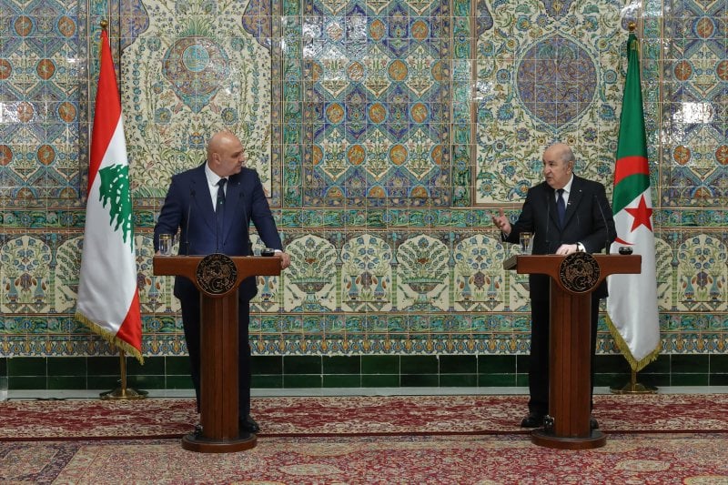"قضية مُلحة"... ملف الإعمار حاضر في زيارة عون إلى الجزائر