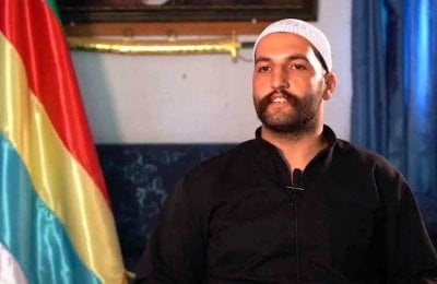 خرج بغطاء حزبي بعد محاصرته في فندق راج... كيف دخل الشيخ البلعوس لبنان؟
