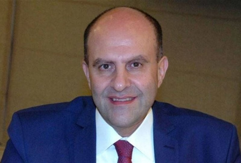 عون: العوض بسلامة أموال المودعين!