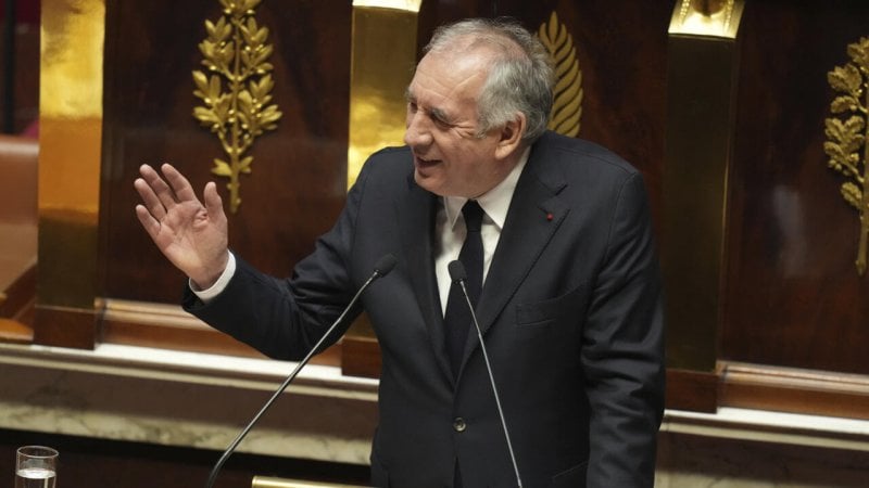  "نقيض لما تأسست من أجله أوروبا"… بايرو ينتقض الاتحاد الأوروبي!