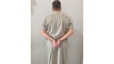 بحقه 41 مذكرة توقيف... 