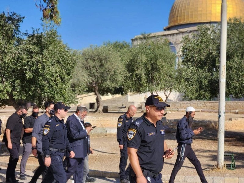 بن غفير يقتحم المسجد الأقصى: يجب احتلال قطاع غزة بالكامل (فيديو)