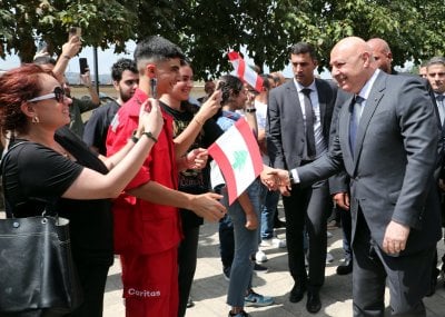 عون من دير القمر: نصلي ليبقى لبنان موحدًا ومنارةً للتعايش
