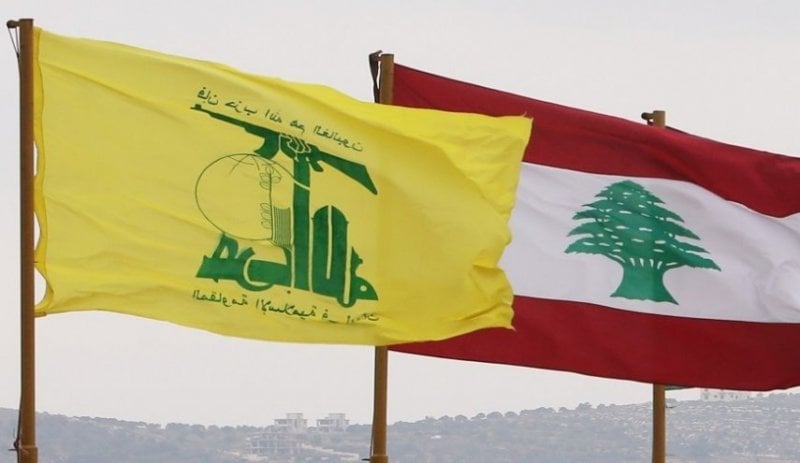 بين الدولة والدويلة!