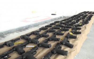 إيران تضبط أسلحة أميركية مهرّبة مرتبطة بالموساد
