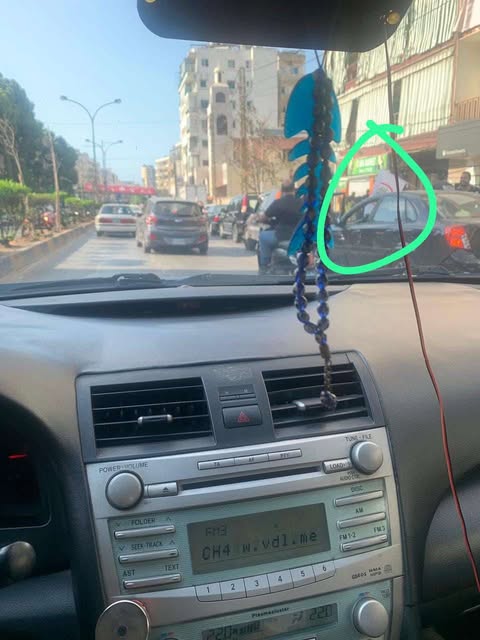 انتشار حزبي وإجراءات أمنية مشددة في الشياح وعين الرمانة
